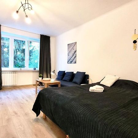 Great Life - Apartment Next To Metro Station 바르샤바 외부 사진